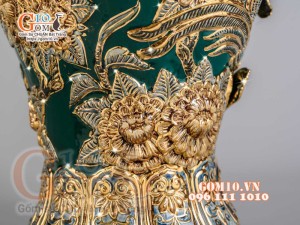 Mai bình Công Đào đắp nổi vẽ vàng 24k, nền xanh lục bảo - cao 52cm