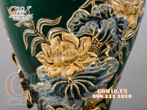 Mai bình Công Đào đắp nổi vẽ vàng 24k, nền xanh lục bảo - cao 55cm