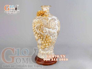 Mai bình Công Đào trắng đắp nổi vẽ vàng 24k, nền trắng - cao 55cm