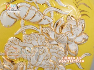 Mai bình Công Đào trắng đắp nổi vẽ vàng 24k, nền vàng - cao 55cm