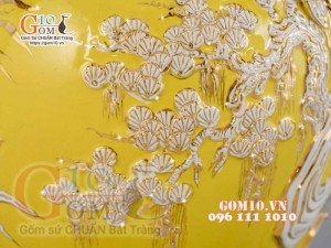 Mai bình Công Đào trắng đắp nổi vẽ vàng 24k, nền vàng - cao 55cm