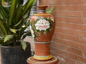 Mai bình gốm đất đỏ khắc nổi Chim Hoa, cao 45cm