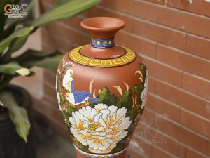Mai bình gốm đất đỏ khắc nổi Chim Hoa, cao 45cm