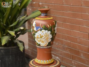 Mai bình gốm đất đỏ khắc nổi Chim Hoa, cao 45cm