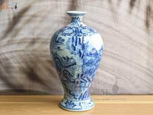 Mai bình men lam cổ vẽ cảnh Sơn Thủy, cao 33cm
