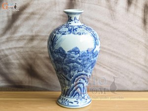 Mai bình men lam cổ vẽ cảnh Sơn Thủy, cao 33cm