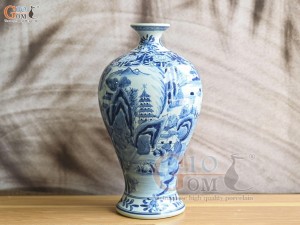 Mai bình men lam cổ vẽ cảnh Sơn Thủy, cao 33cm