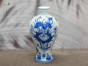 Mai bình men lam cổ vẽ hoa Sen, cao 34cm