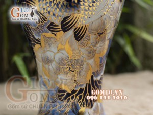 Mai bình men lam vẽ Chép Sen 44cm, vẽ vàng