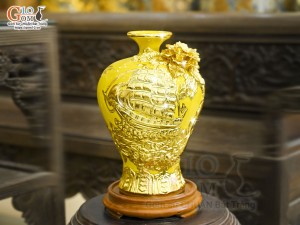 Mai bình men màu đắp nổi Thuận Buồm Xuôi Gió dát vàng 24k nền vàng, cao 31cm