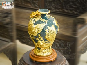 Mai bình men màu đắp nổi Công Đào Phú Quý dát vàng 24k nền xanh, cao 45cm