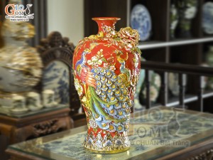 Mai bình men màu đắp nổi Công Đào Phú Quý vẽ vàng 24k nền đỏ, cao 52cm