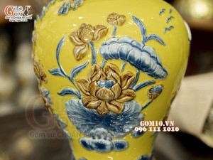 Mai bình men màu đắp nổi Thuận Buồm Xuôi Gió, cao 33cm