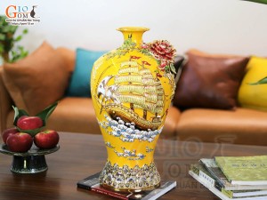 Mai bình men màu đắp nổi Thuận Buồm Xuôi Gió vẽ vàng 24k nền vàng, cao 55cm