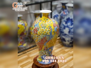 Mai bình men màu vẽ Công Đào, cao 50cm