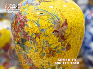 Mai bình men màu vẽ Công Đào, cao 50cm