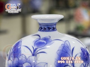 Mai bình men màu vẽ hoa Sen, nền xanh cao 35cm