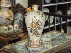 Mai bình men rạn đắp nổi Công Đào Phú Quý vẽ vàng 24k, cao 52cm