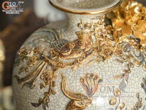Mai bình men rạn đắp nổi Công Đào Phú Quý vẽ vàng 24k, cao 52cm