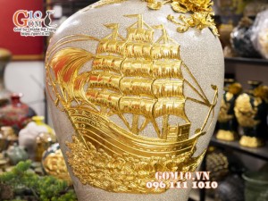 Mai bình men rạn, đắp nổi dát vàng Thuận buồm Xuôi gió - Tài Lộc, cao 80cm