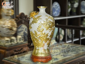Mai bình men rạn, đắp nổi dát vàng Thuận buồm xuôi gió, cao 50cm