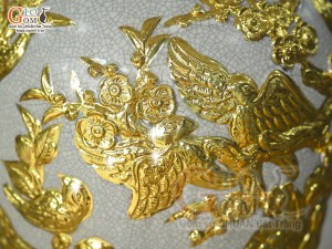 Mai bình men rạn, đắp nổi dát vàng Thuận buồm xuôi gió, cao 50cm