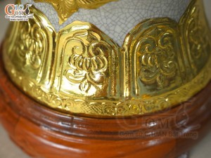 Mai bình men rạn, đắp nổi dát vàng Thuận buồm xuôi gió, cao 50cm