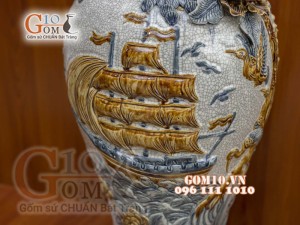 Mai bình men rạn đắp nổi Thuận Buồm Xuôi Gió, cao 55cm