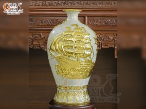 Mai bình men rạn đắp nổi Thuận Buồm Xuôi Gió dát vàng, cao 80cm