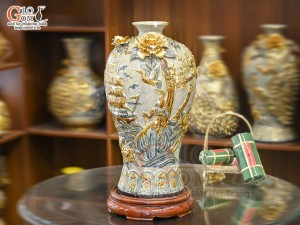 Mai bình men rạn đắp nổi Thuận Buồm Xuôi Gió vẽ vàng 24k, cao 58cm