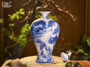 Mai bình men trắng vẽ Lã Vọng câu cá, cao 36cm