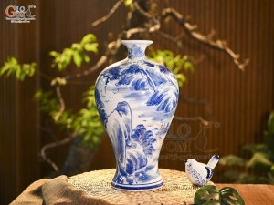 Mai bình men trắng vẽ làng quê, cao 36cm