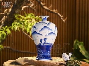 Mai bình men trắng vẽ Thuận Buồm Xuôi Gió, cao 36cm