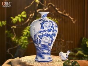 Mai bình men trắng vẽ Tùng Lộc, cao 36cm