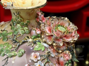 Mai bình men vân mây đắp nổi Mã Đáo Thành Công màu loang nâu vẽ vàng 24k, cao 55cm