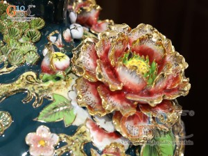 Mai bình men vân mây đắp nổi Mã Đáo Thành Công màu xanh lục bảo vẽ vàng 24k, cao 55cm