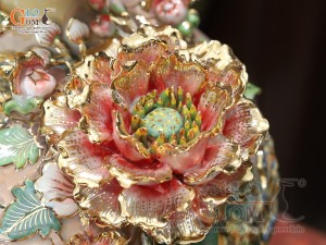 Mai bình men vân mây đắp nổi Thuận Buồm Xuôi Gió màu vàng loang vẽ vàng 24k, cao 52cm