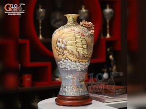 Mai bình men vân mây đắp nổi Thuận Buồm Xuôi Gió màu vàng loang vẽ vàng 24k, cao 52cm