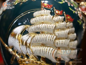 Mai bình men vân mây đắp nổi Thuận Buồm Xuôi Gió xanh lục vẽ vàng 24k, cao 55cm