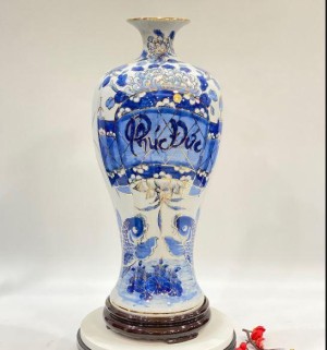 Mai bình Phúc Đức men lam vẽ cá chép sen phú quý, cao 44cm