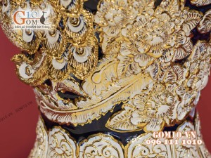 Mai bình tài lộc đắp nổi Công Đào dát vàng 24k, cao 52cm