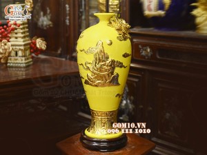 Mai bình Thuận Buồm Xuôi Gió đắp nổi dát vàng, nền vàng, cao 50cm