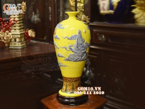 Mai bình Thuận Buồm Xuôi Gió đắp nổi, nền vàng, cao 50cm