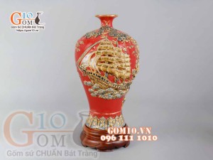 Mai bình Thuận Buồm Xuôi Gió đắp nổi vẽ vàng 24k, nền đỏ - cao 35cm