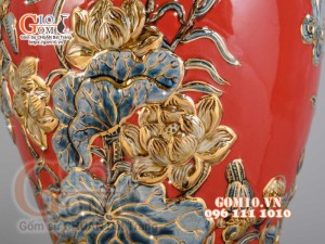 Mai bình Thuận Buồm Xuôi Gió đắp nổi vẽ vàng 24k, nền đỏ - cao 55cm