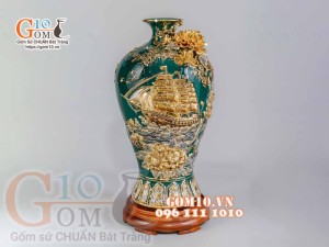 Mai bình Thuận Buồm Xuôi Gió đắp nổi vẽ vàng 24k, nền xanh lục bảo - cao 55cm