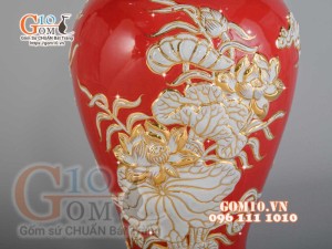 Mai bình Thuận Buồm Xuôi Gió trắng đắp nổi vẽ vàng 24k, nền đỏ - cao 52cm
