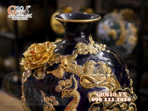 Mai bình vẽ vàng, nền xanh than đắp nổi Chim hoa, cao 52cm