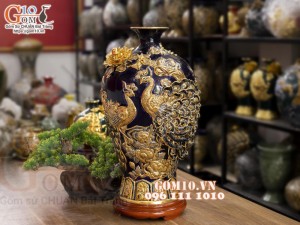 Mai bình vẽ vàng, nền xanh than đắp nổi Chim hoa, cao 52cm