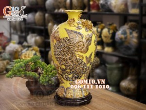 Mai bình vẽ vàng, nền vàng đắp nổi Chim hoa, cao 52cm 